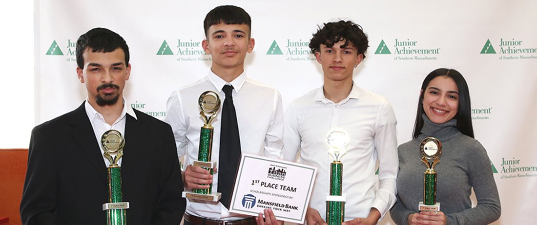 image of the winning team of the Junior Achievement Titan Challenge 2020